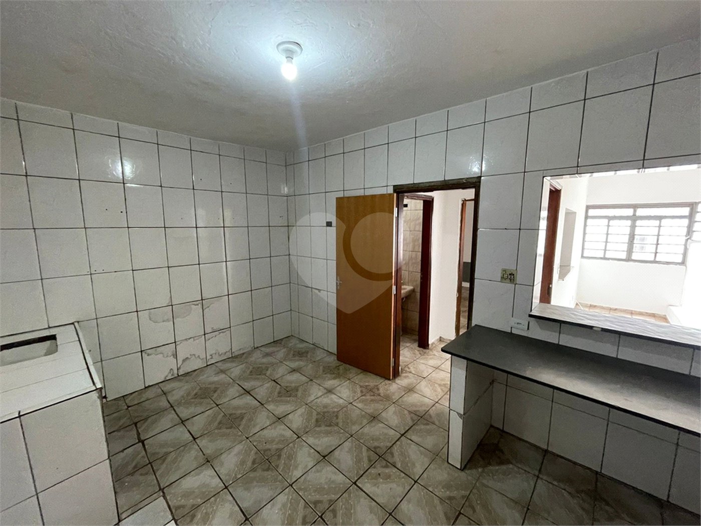 Casa comercio dispondo para venda ou locação no Centro,