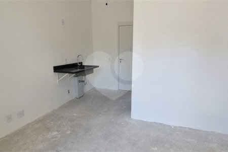 Apartamento à venda com 3 suítes em Moema, São Paulo, SP