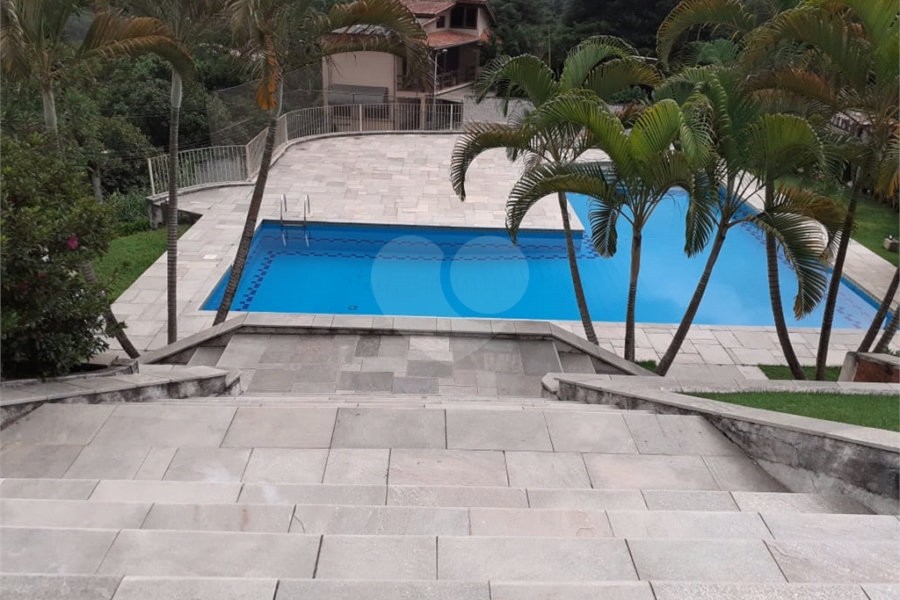 Casa à venda com 8 quartos, sendo 2 suítes, em Serra da Cantareira, Mairiporã, SP
