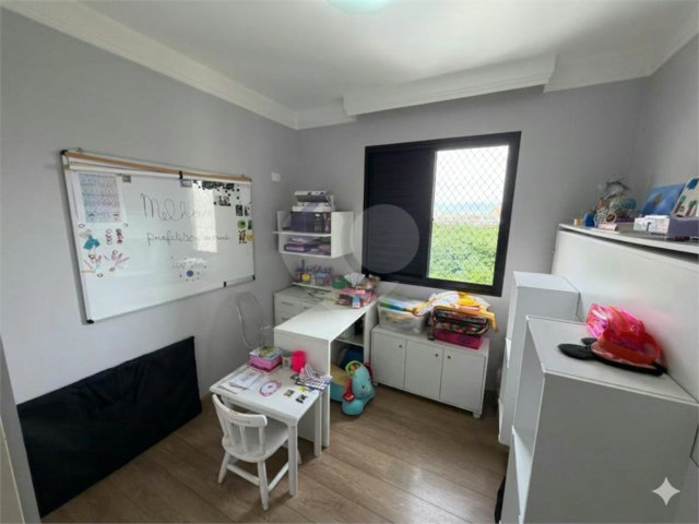 Apartamento à venda com 3 quartos, sendo 1 suíte,  em Santo Amaro, São Paulo, SP