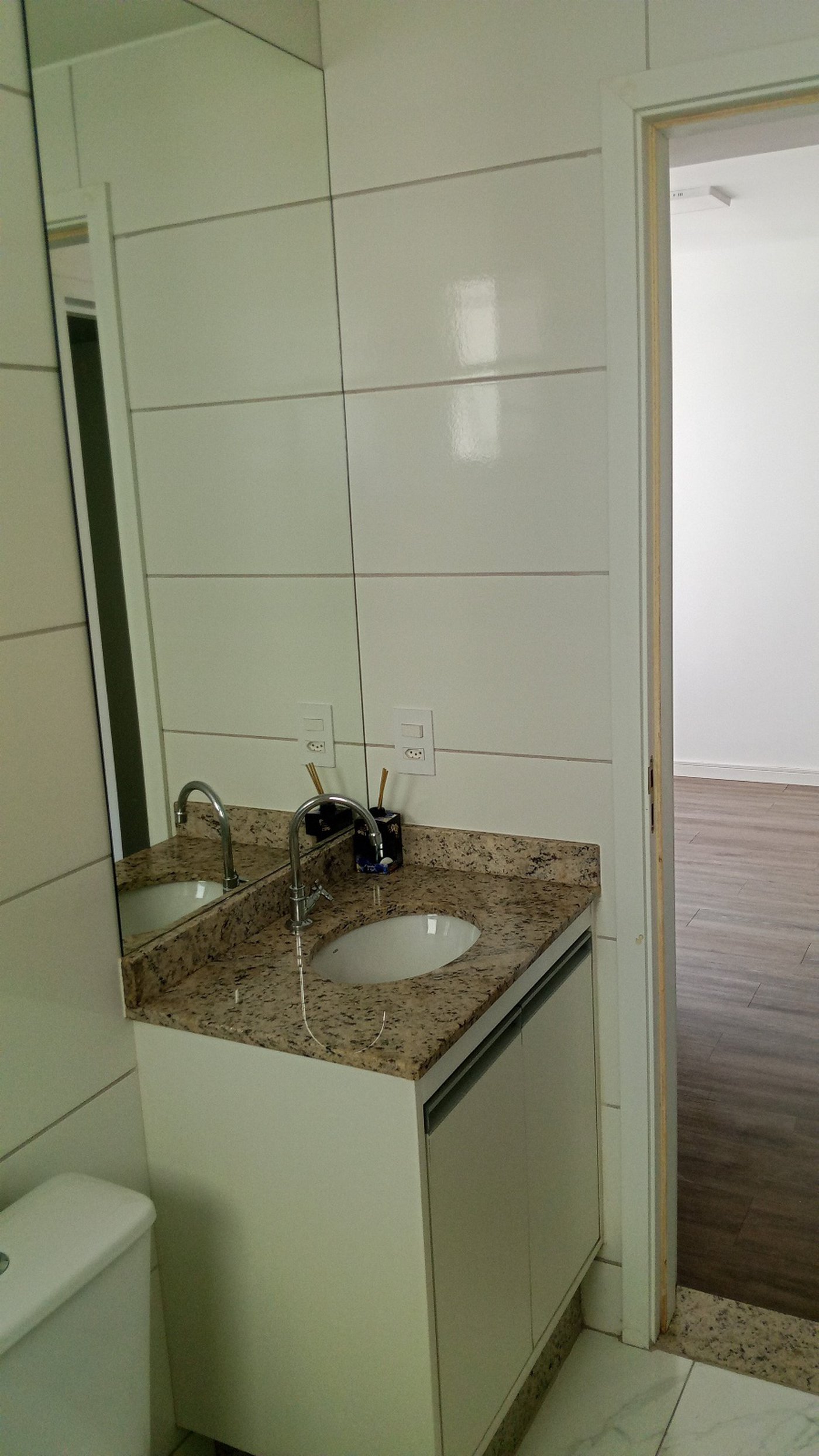 Apartamento à venda com 2 quartos, sendo 1 suíte,  em Antúrios do Campo, Hortolândia, SP