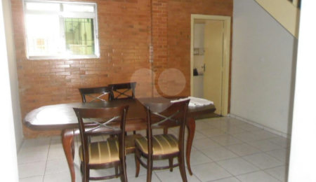 Sobrado à venda com 3 quartos, sendo 1 suíte,  em Vila Pompéia, São Paulo, SP