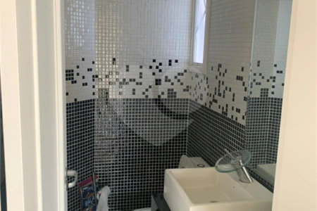 Casa à venda com 5 quartos, sendo 4 suítes, no condomínio Santa Teresa, Itupeva - SP