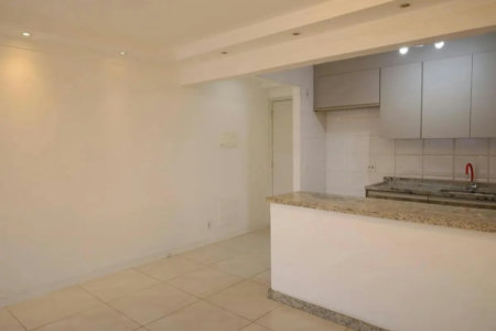 Apartamento à venda com 3 quartos, sendo 1 suíte, em Cidade São Francisco, São Paulo - SP
