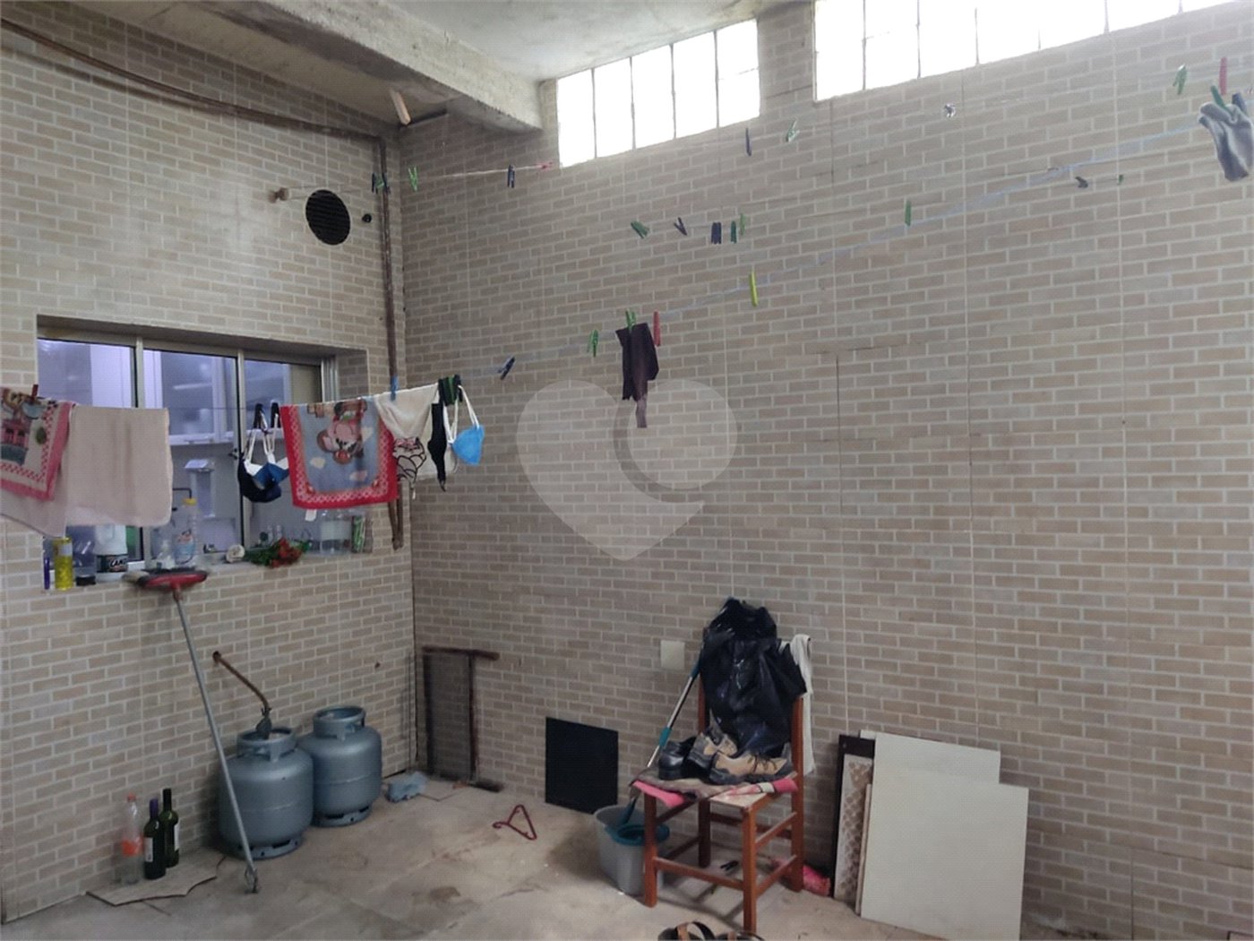 Sobrado à venda ou para alugar com 4 quartos, sendo 2 suítes, em Santana, São Paulo, SP