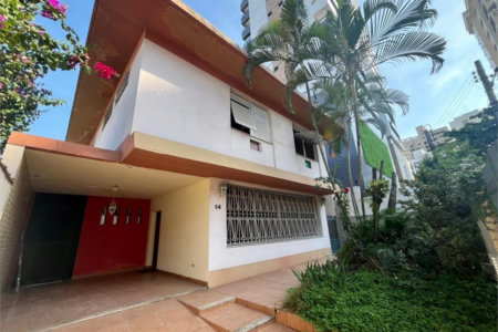Casa com 5 dormitórios para alugar, 250 m² por R$ 10.630,00 - Ponta da Praia - Santos/SP