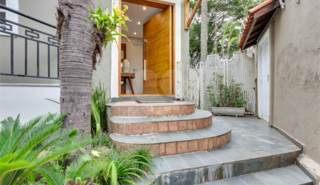 Casa à venda com 5 quartos, sendo 3 suítes,  em Alto da Boa Vista, São Paulo, SP