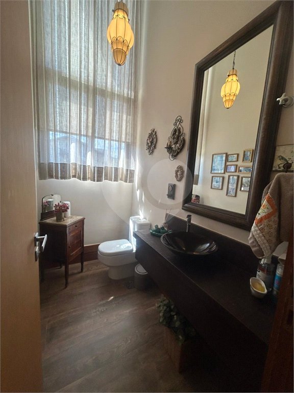 Casa à venda com 3 suítes no condomínio Campo de Toscana, Vinhedo - SP