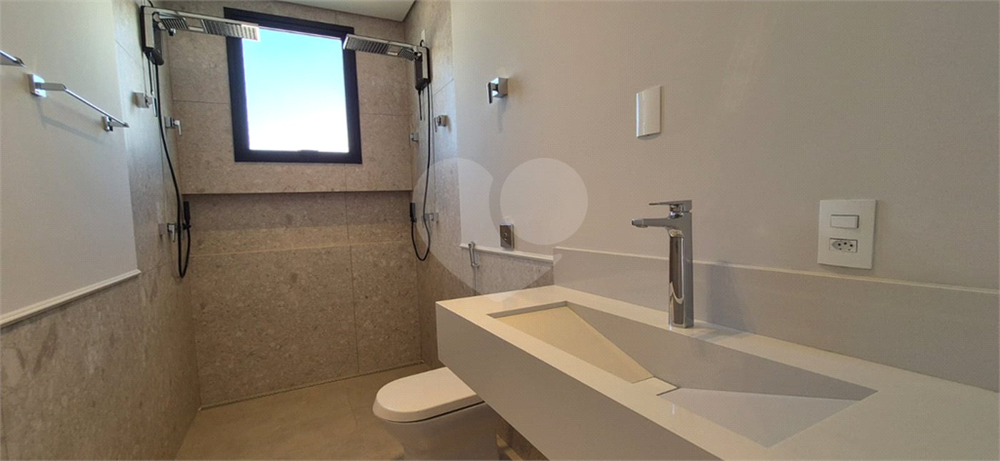 Casa à venda com 4 suítes no condomínio Portal San Giovanni, Itatiba - SP