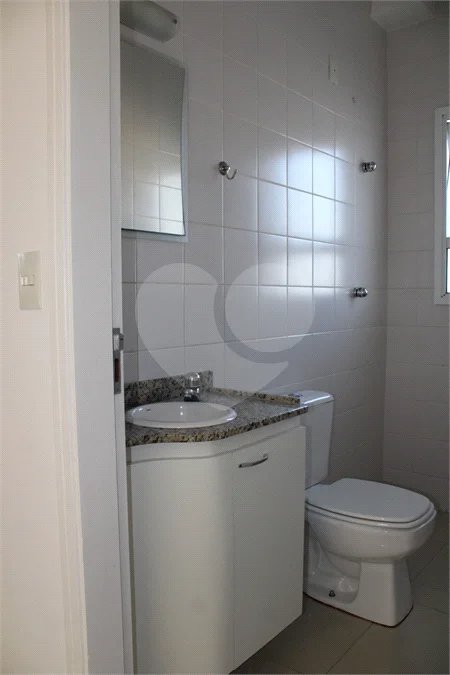 Apartamento à venda com 2 quartos, sendo 1 suíte, no Centro, Vinhedo, SP