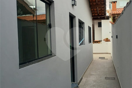 Belíssimo Sobrado com 3 Quartos e 135m² A/C à Venda no Jardim Alvinópolis - Atibaia