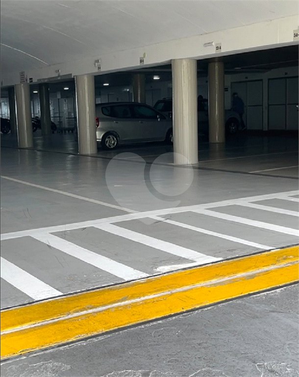 Apartamento à venda ou para alugar com 3 quartos, sendo 1 suíte, em Enseada, Guarujá, SP