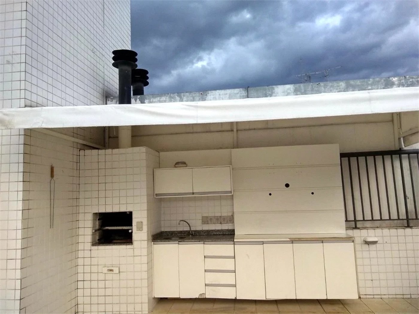 Apartamento à venda com 3 quartos, sendo 1 suíte, em Cidade São Francisco, São Paulo, SP