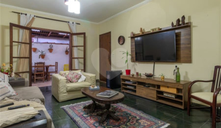 Casa à venda com 3 suítes em Santana, São Paulo, SP