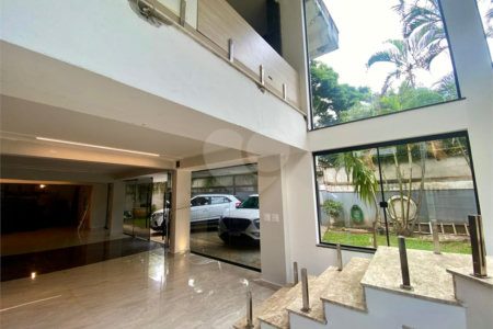 Casa para alugar com 5 quartos, sendo 3 suítes,  em Samambaia Parque Residencial, Atibaia, SP