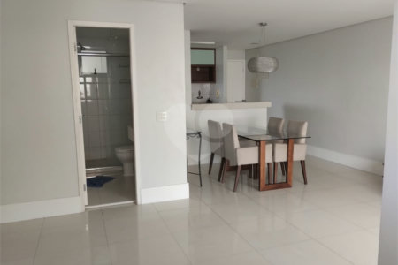 Apartamento para alugar com 2 quartos, sendo 1 suíte, em Vila Invernada, São Paulo, SP