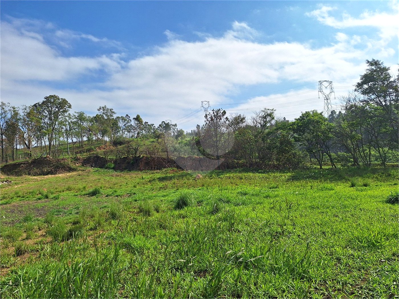 Área de Terra à venda com 1 suíte em Cocais, Itatiba, SP