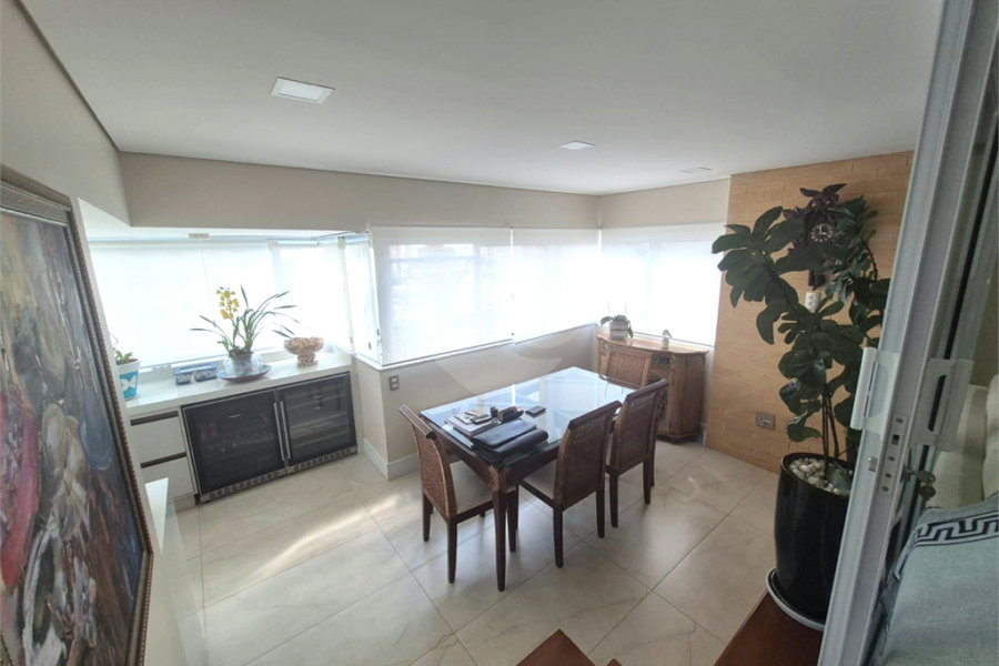 Apartamento à venda com 4 quartos, sendo 3 suítes, em Água Fria, São Paulo, SP