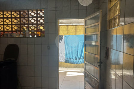 Casa Térrea à venda com 1 quarto em Jardim Peri, São Paulo, SP