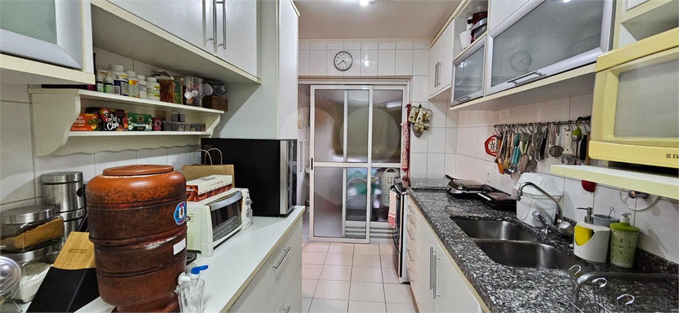 Apartamento à venda com 3 quartos, sendo 2 suítes, em Pinheiros, São Paulo, SP