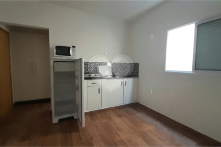 Apartamento para alugar com 1 quarto em Bangú, Santo André, SP
