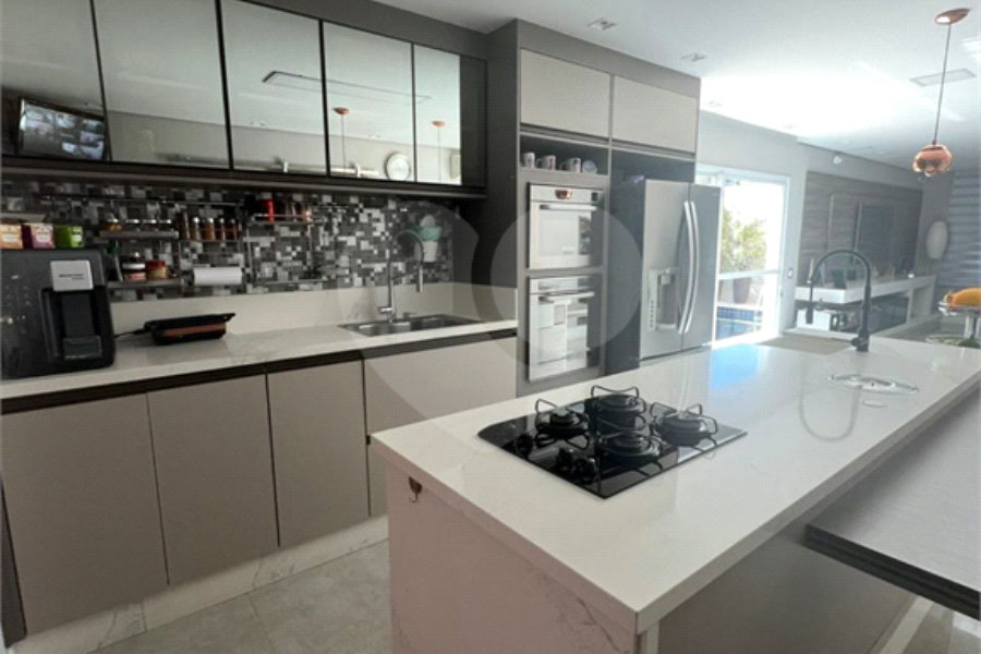 Casa à venda com 4 suítes no condomínio Residencial Jabuticabeiras, São Paulo - SP