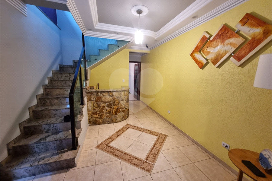 Sobrado à venda com 4 quartos, sendo 2 suítes, em Vila Barreto, São Paulo, SP