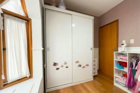 Casa à venda com 3 quartos, sendo 1 suíte, em Brooklin Paulista, São Paulo, SP