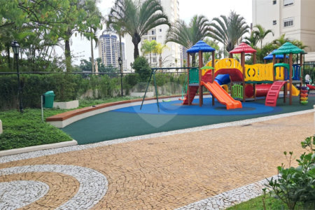 Apartamento à venda com 4 quartos, sendo 2 suítes, em Jardim Marajoara, São Paulo, SP