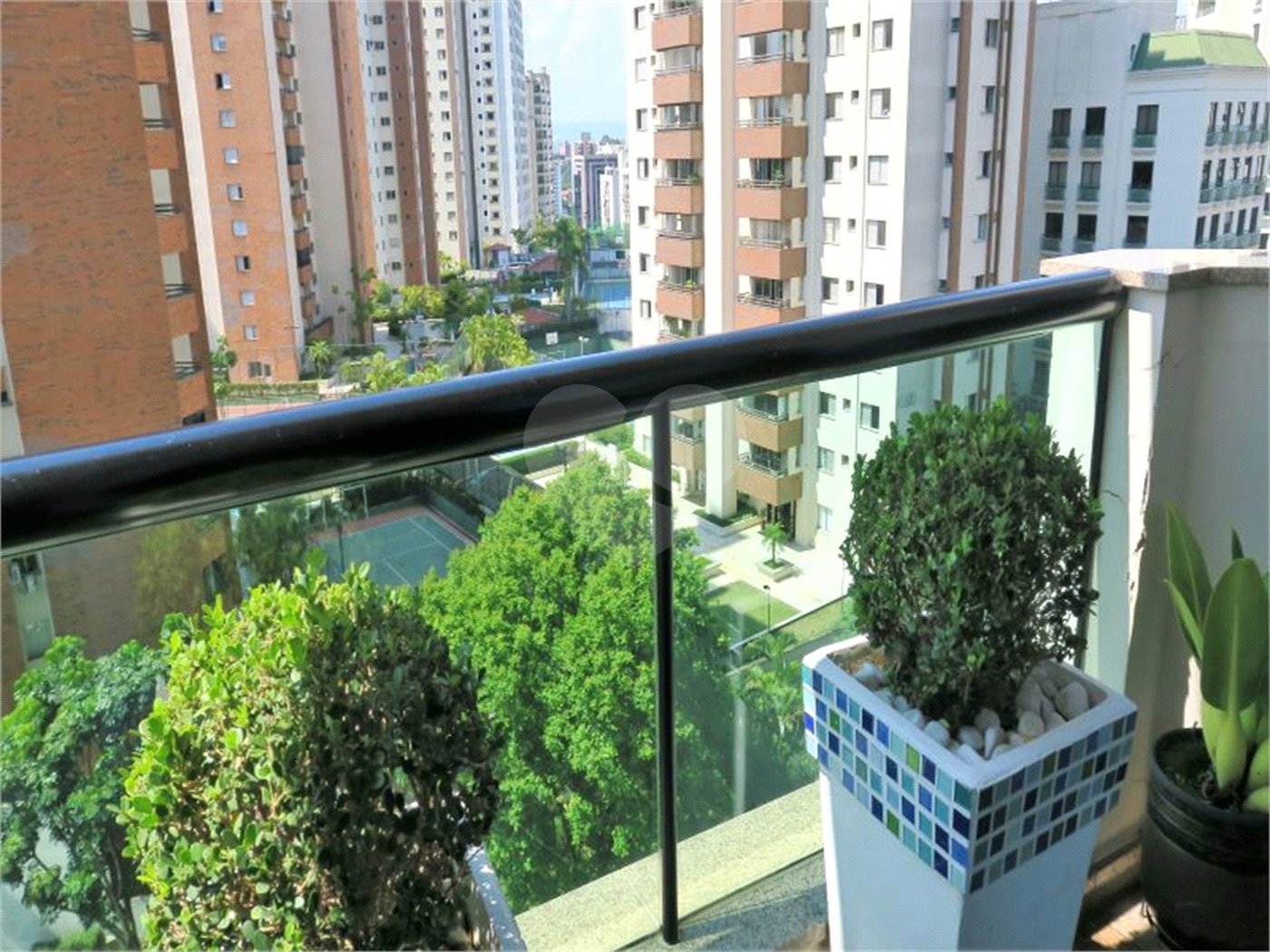 Apartamento à venda com 4 quartos, sendo 3 suítes, em Vila Suzana, São Paulo, SP