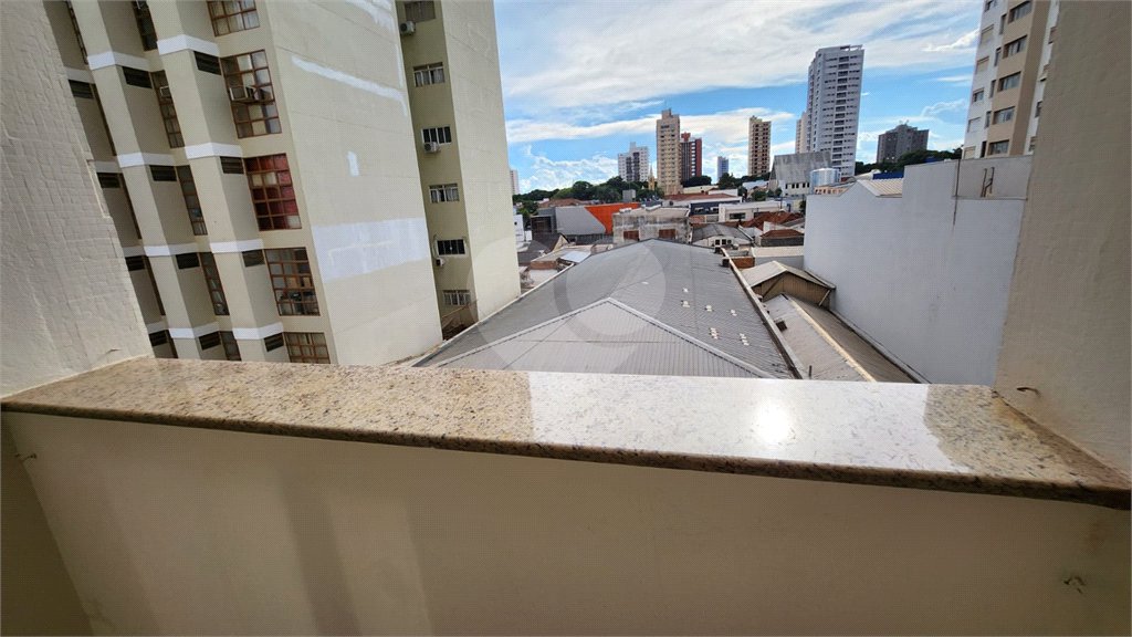Apartamento à venda com 2 quartos, sendo 1 suíte, no Centro, Araraquara, SP