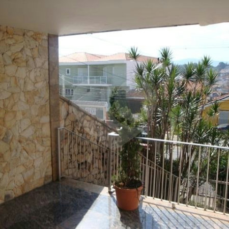 Sobrado à venda com 4 quartos, sendo 3 suítes,  em Água Fria, São Paulo, SP