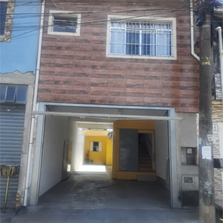 Sobrado à venda com 1 suíte em Jardim Luciana, Itaquaquecetuba, SP