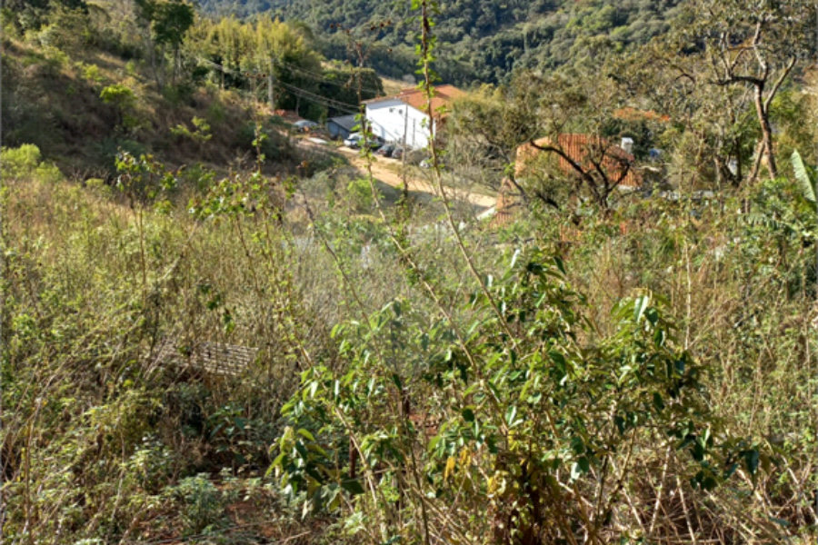 Terreno à venda no condomínio Loteamento Altos da Cantareira, Mairiporã - SP