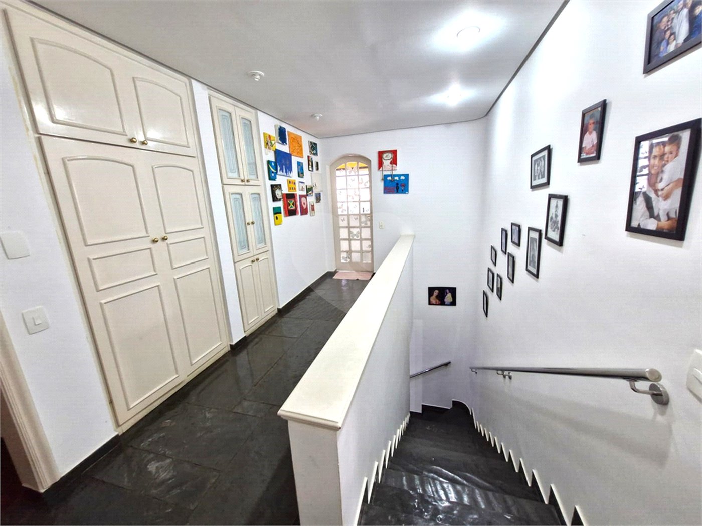 Cobertura à venda ou para alugar com 5 quartos, sendo 4 suítes,  em Jardim Marajoara, São Paulo, SP