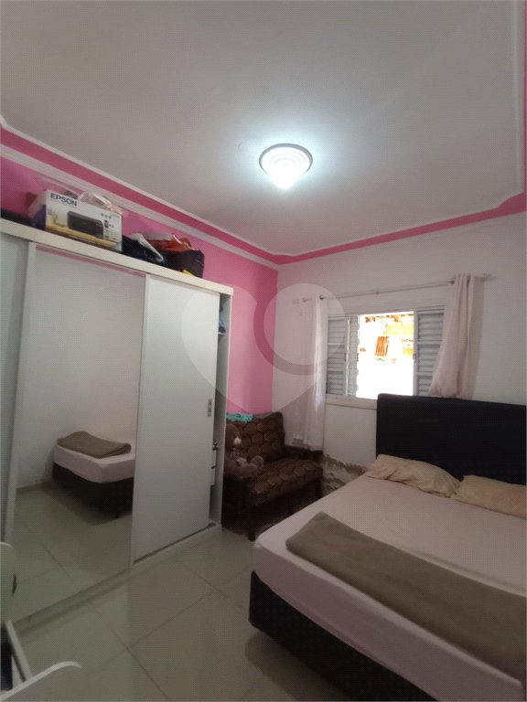 Casa à venda com 4 quartos, sendo 1 suíte, em Jardim Maricota, Itapetininga, SP