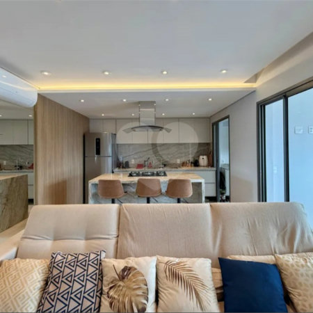 Apartamento à venda com 3 suítes em Santo Amaro, São Paulo, SP
