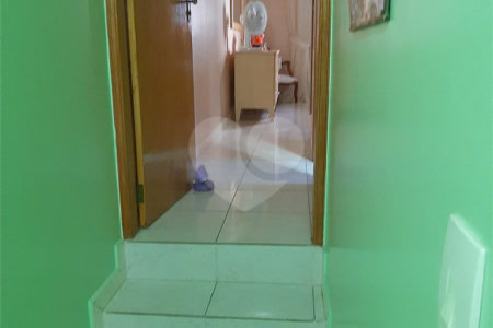 Casa à venda com 4 quartos, sendo 1 suíte, em Vila Vitório Mazzei, São Paulo, SP