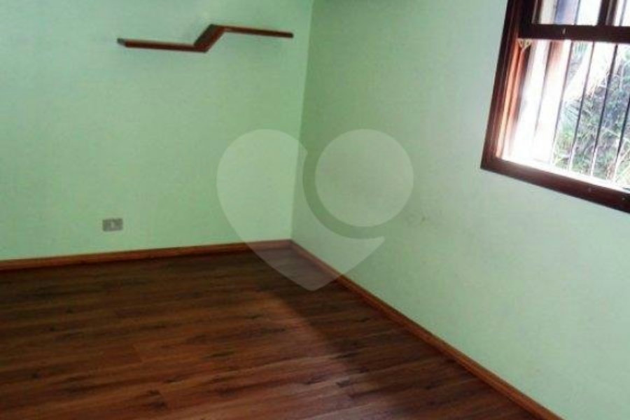 Casa à venda com 3 quartos, sendo 1 suíte, em Santana, São Paulo, SP