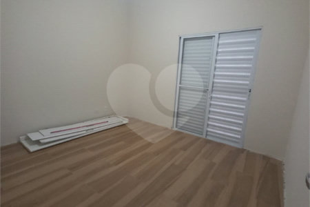 Sobrado à venda com 3 quartos, sendo 1 suíte, em Vila Mazzei, São Paulo, SP