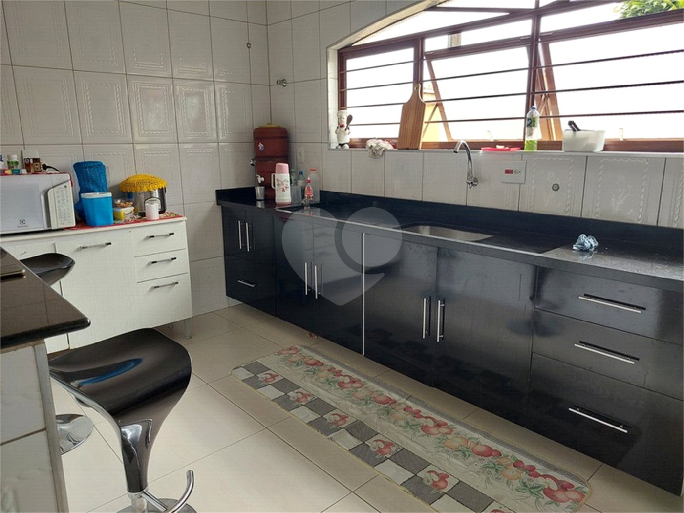 Casa à venda com 5 quartos, sendo 3 suítes, no Centro, Mairiporã, SP