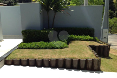 Casa à venda com 3 quartos, sendo 2 suítes,  no condomínio Real Park - Vila Oliveira, Mogi das Cruzes - SP