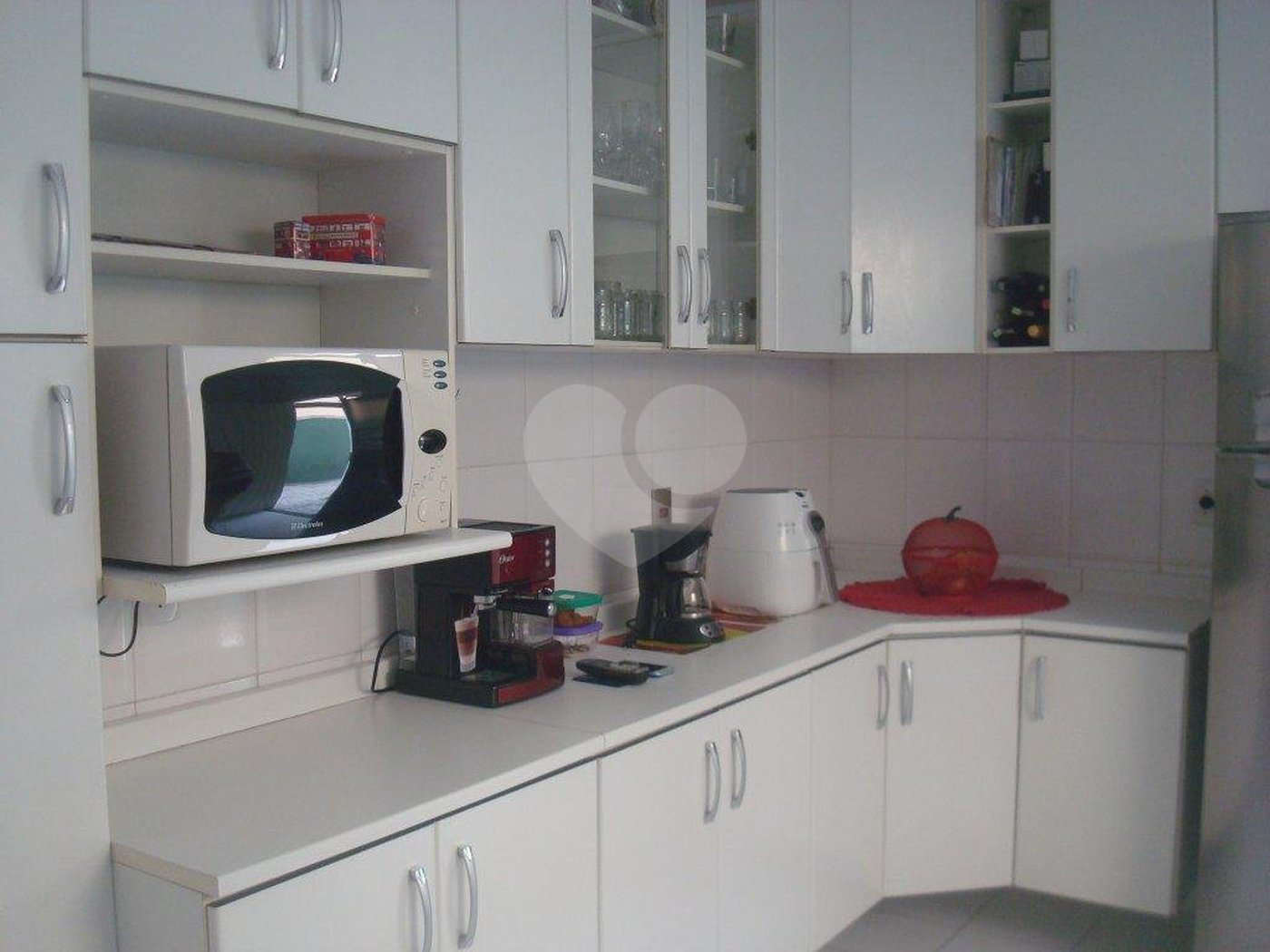 Sobrado à venda com 3 quartos, sendo 1 suíte,  em Parque Peruche, São Paulo, SP