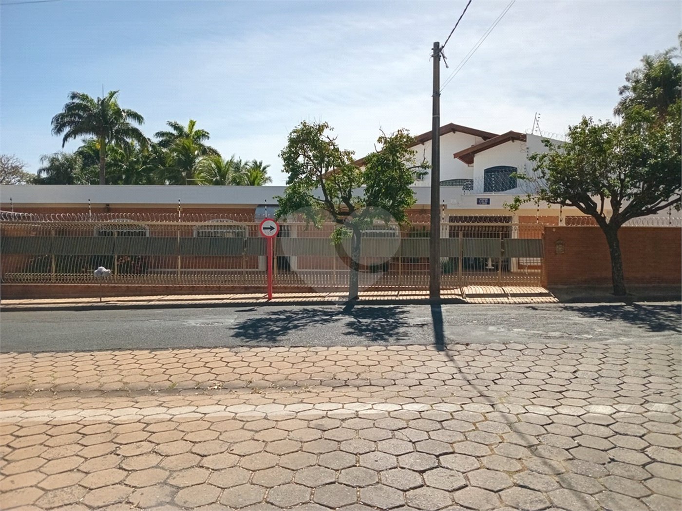 Casa à venda com 3 quartos, sendo 1 suíte, em Vila José Bonifácio, Araraquara, SP
