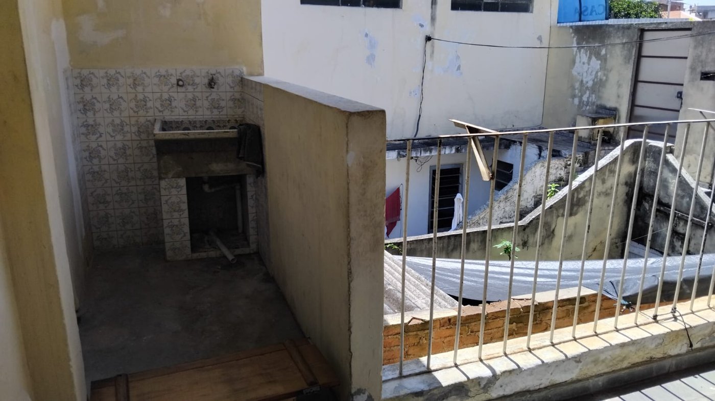 Casa à venda com 8 quartos em Vila Dalva, São Paulo, SP