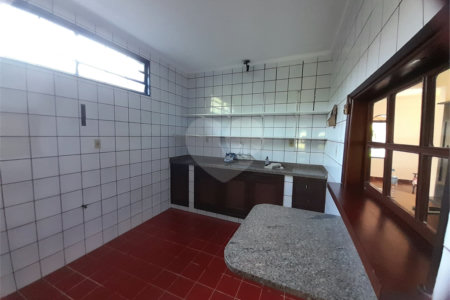 Casa à Venda no Residencial Samambaia – 200 m² de Área Construída
