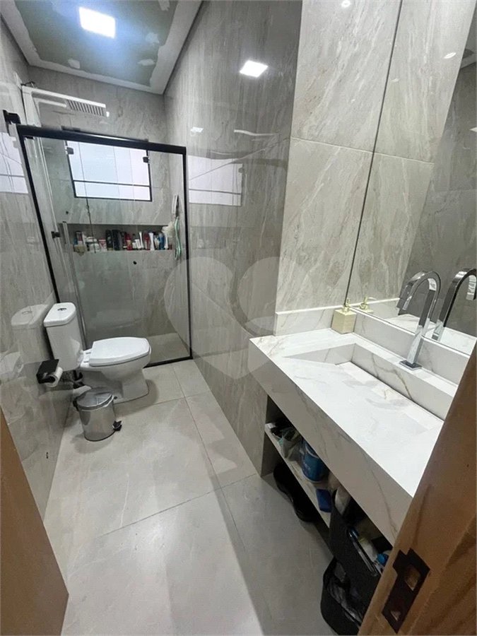 **SOBRADO À VENDA | 3 DORMITÓRIOS | 3 VAGAS | 147m² | PONTE GRANDE – GUARULHOS**