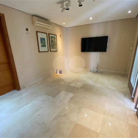 Apartamento à venda com 3 suítes em Vila Suzana, São Paulo, SP