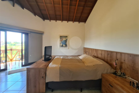 Casa à venda com 4 suítes no condomínio Santa Teresa, Itupeva - SP