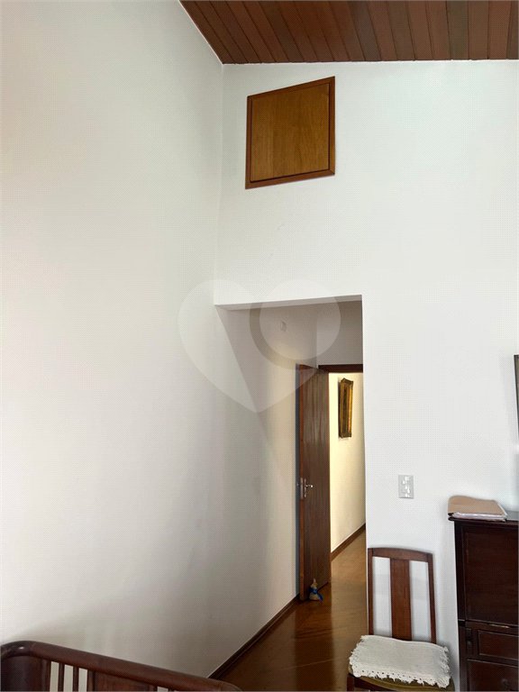 Casa à venda com 3 quartos, sendo 1 suíte, em Vila Mariana, São Paulo, SP